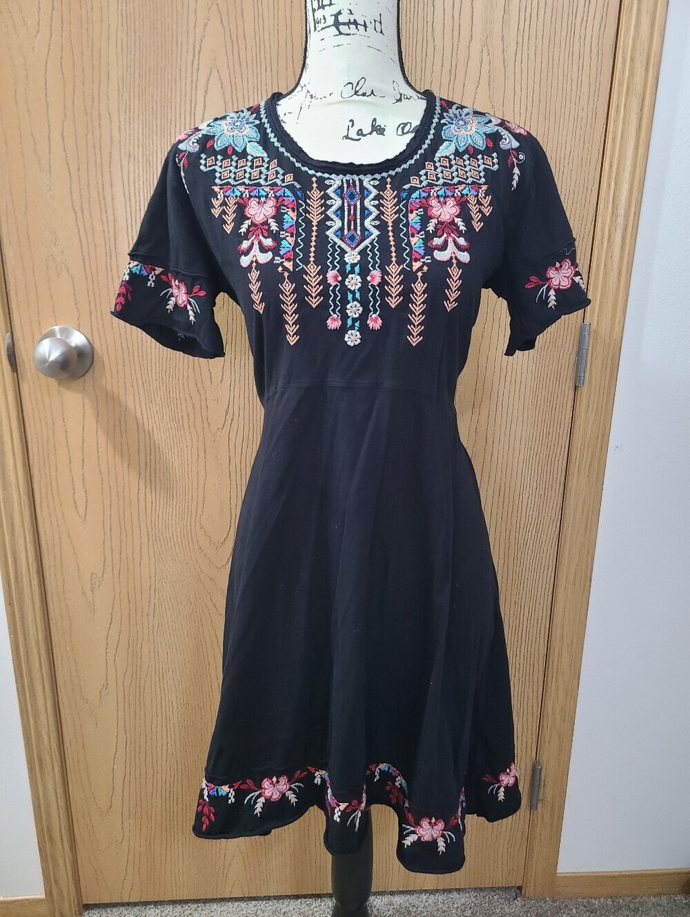 Johnny Was Arya Black Boho Embroidered Floral Raw Hem Summer T-shirt Dress